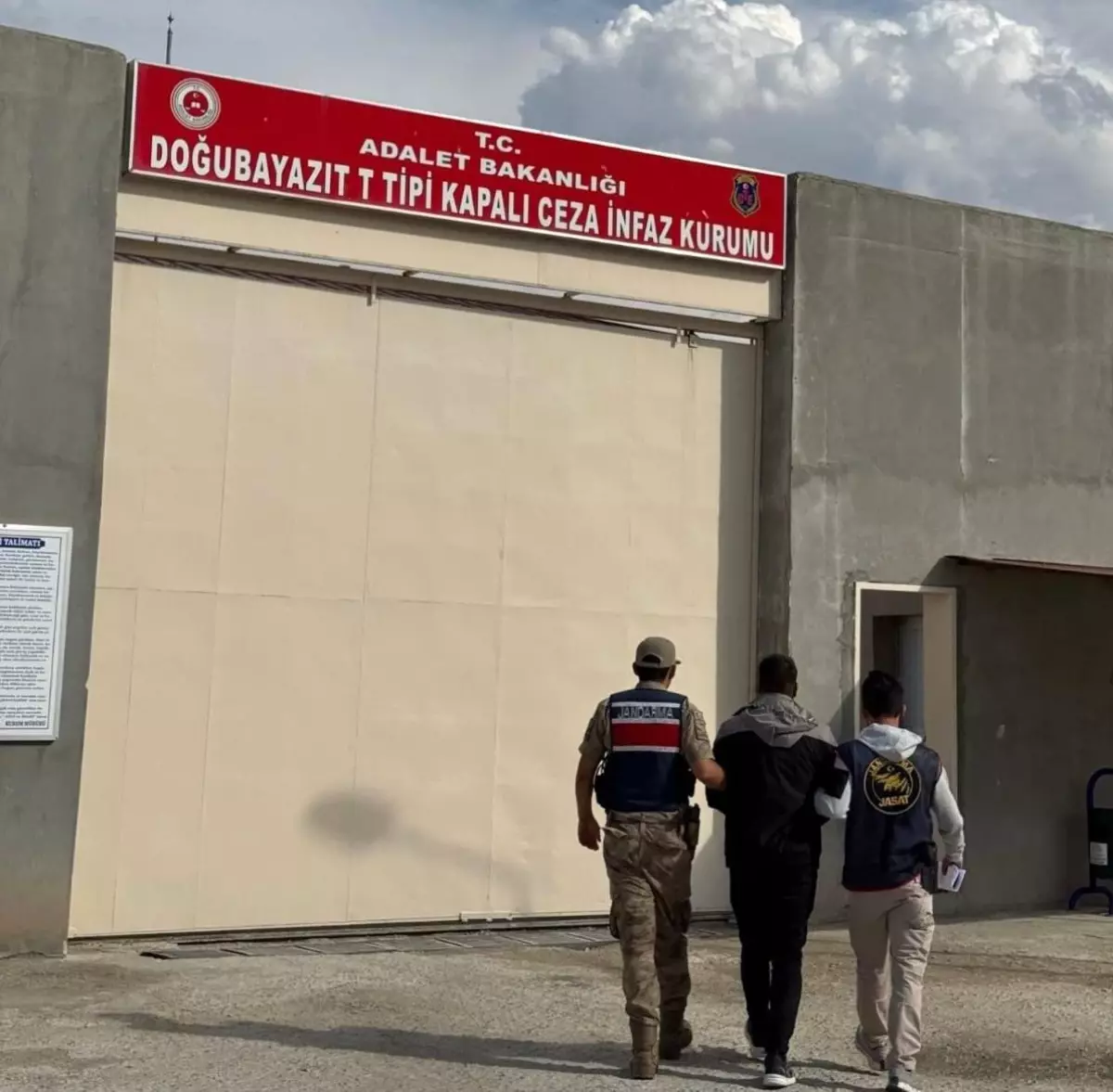 Ağrı’da Firari Yakalandı
