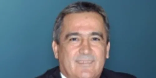 Hakem ve VAR penaltıyı vermedi