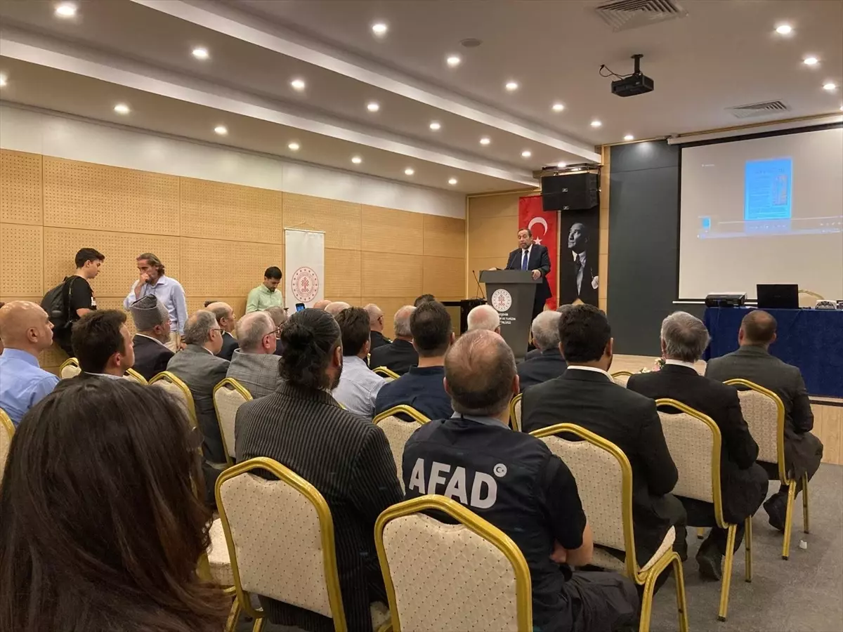 Rauf Denktaş’ın 100. Doğum Yılı İçin Fotoğraf Sergisi Açıldı