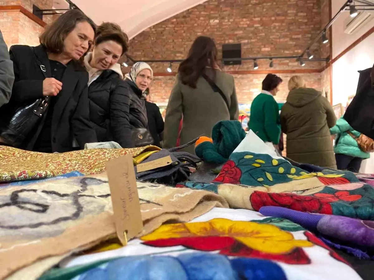 Eskişehir’de ‘Keçelerin Dansı’ Sergisi Yoğun İlgi Gördü