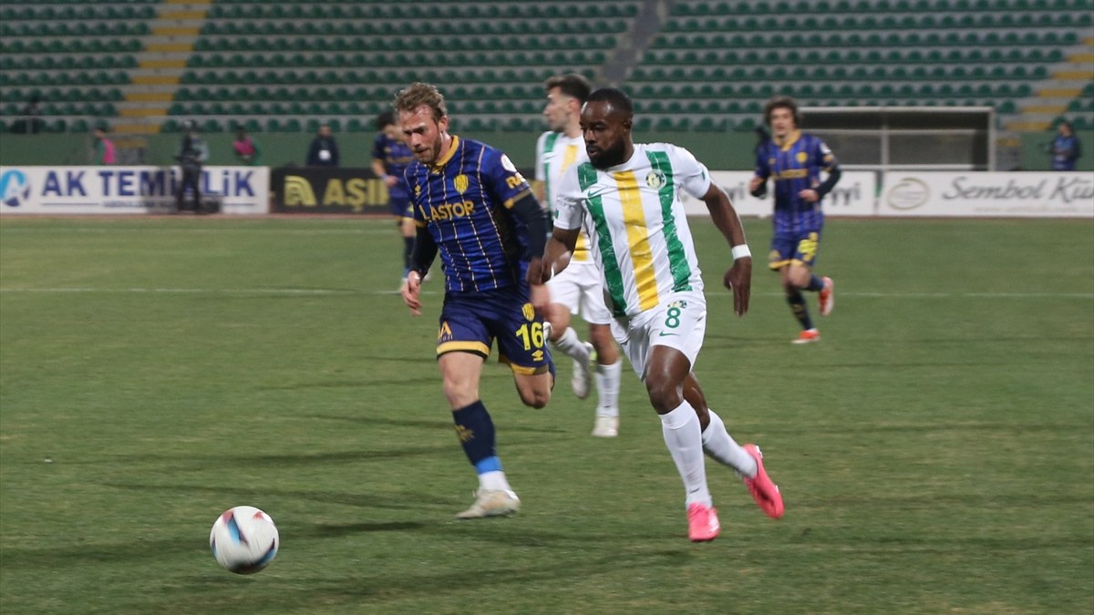 Ankaragücü deplasmanda Şanlıurfaspor’u tek golle geçti