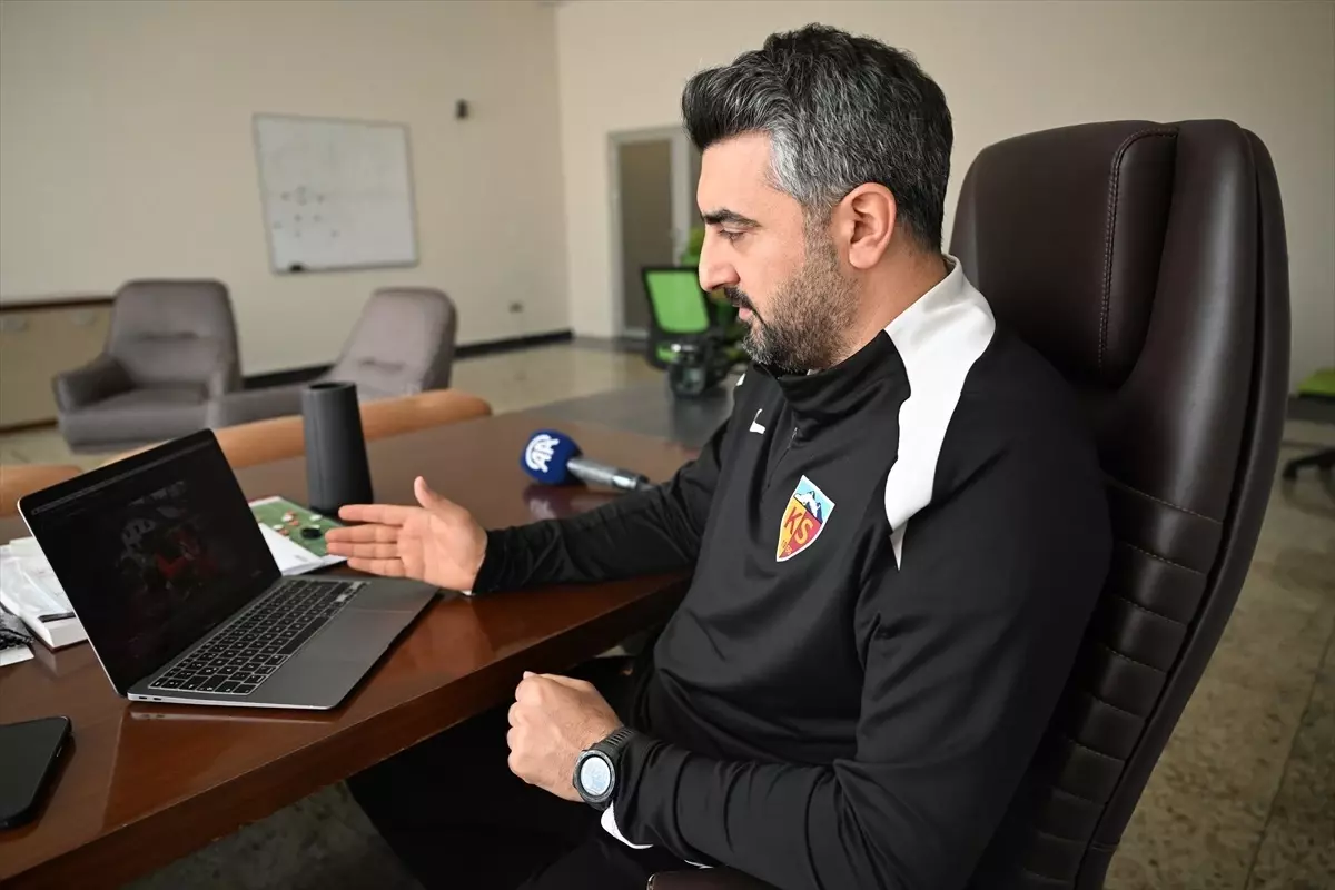 Kaloğlu, ‘Yılın Kareleri’ Oylamasına Katıldı