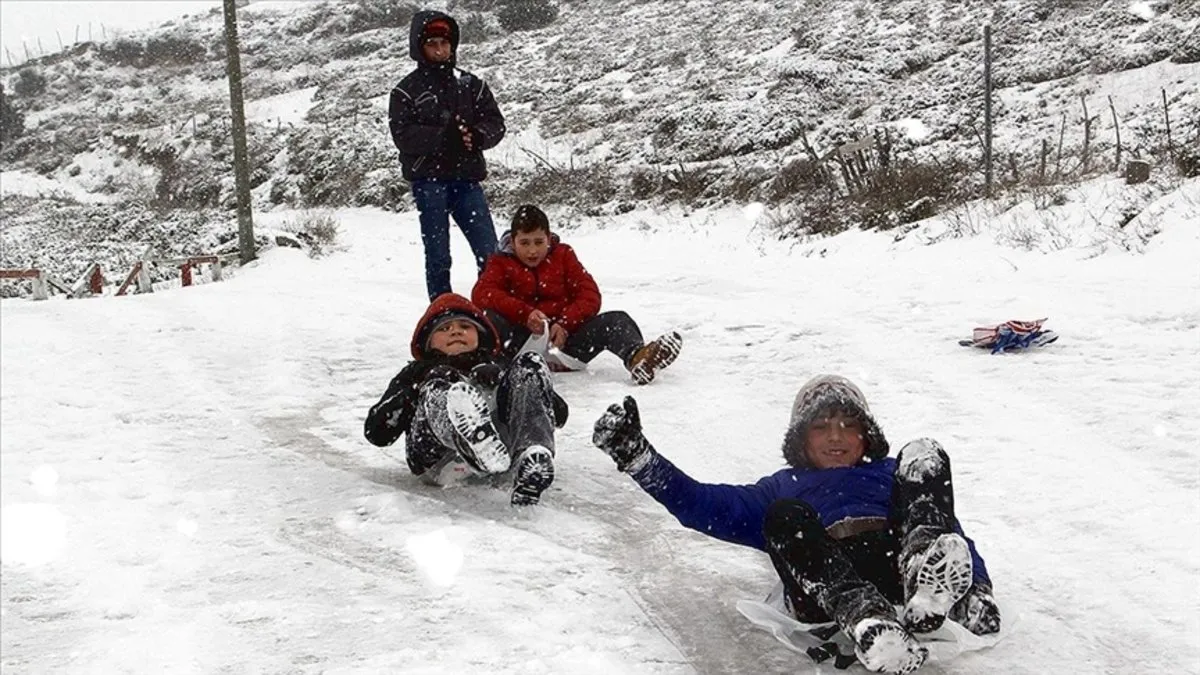 Sinop’ta bazı ilçeler ve kent merkezinde taşımalı eğitime 1 gün ara verildi