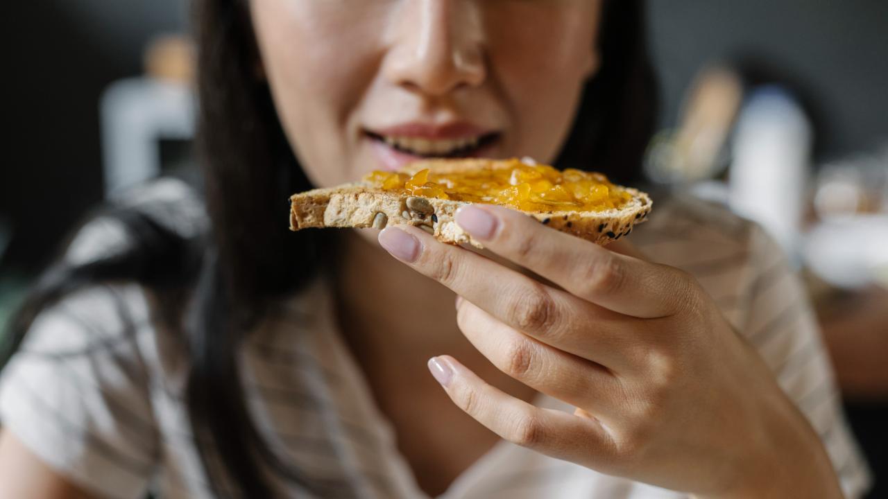 Tükettiğimiz besinler psikolojimizi nasıl etkiliyor?